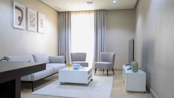 code housing mh8