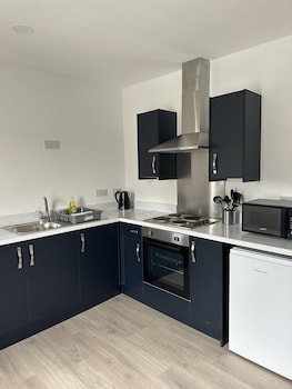 Continental Hotel,,2 star