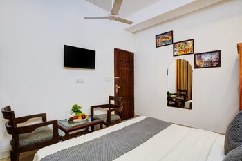 hotel white at vasundhara