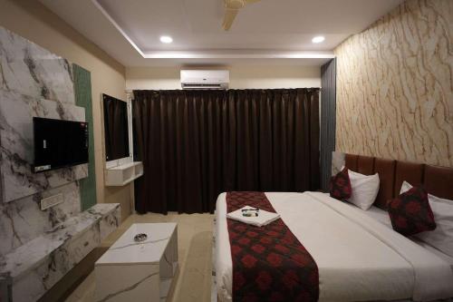 Hotel Jaguar Inn,,3 star