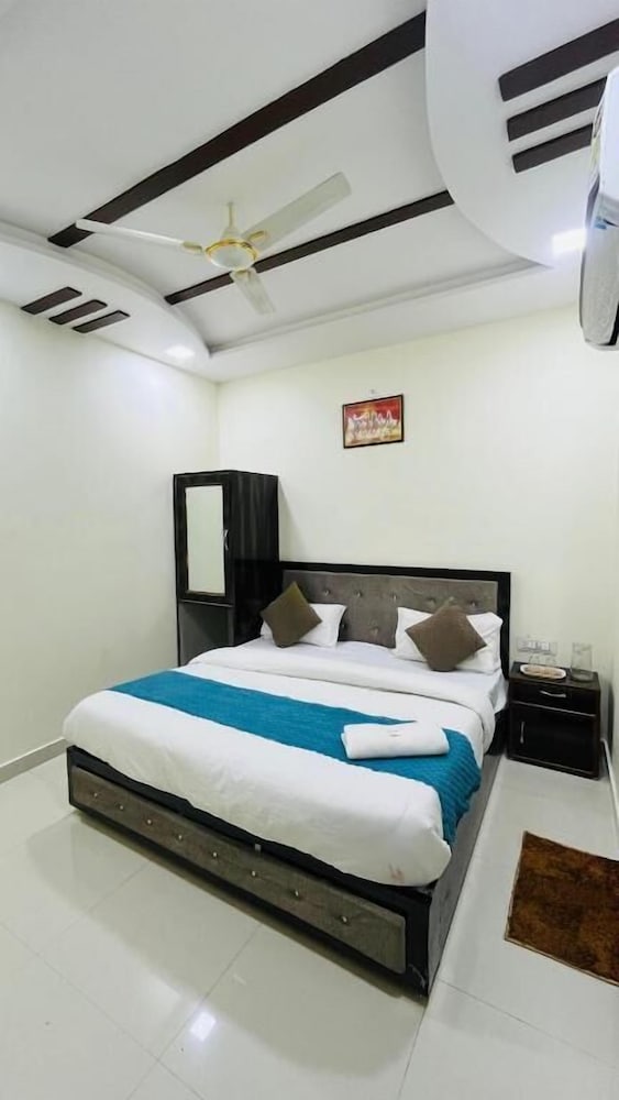 hotel the majestic taj