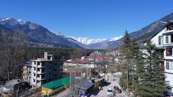 snow park villas and resort manali
