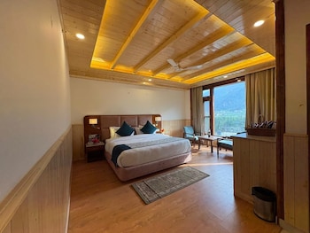 snow park villas and resort manali