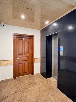 snow park villas and resort manali