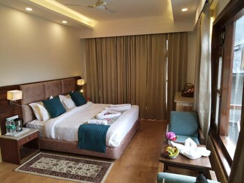 snow park villas and resort manali