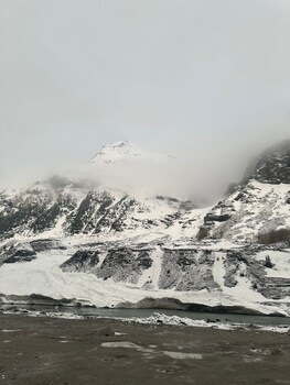 snow park villas and resort manali