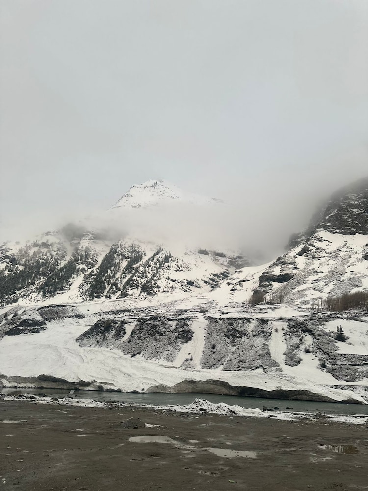 snow park villas and resort manali