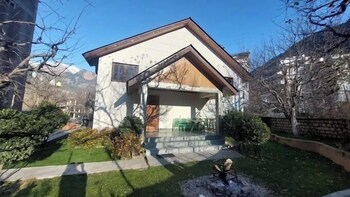 snow park villas and resort manali