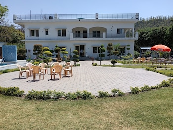 hotel katapathar resort and restaurant