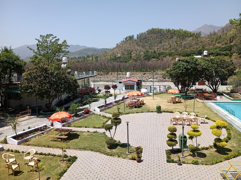 hotel katapathar resort and restaurant