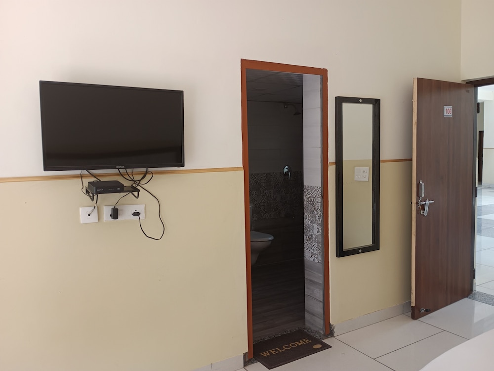 hotel katapathar resort and restaurant