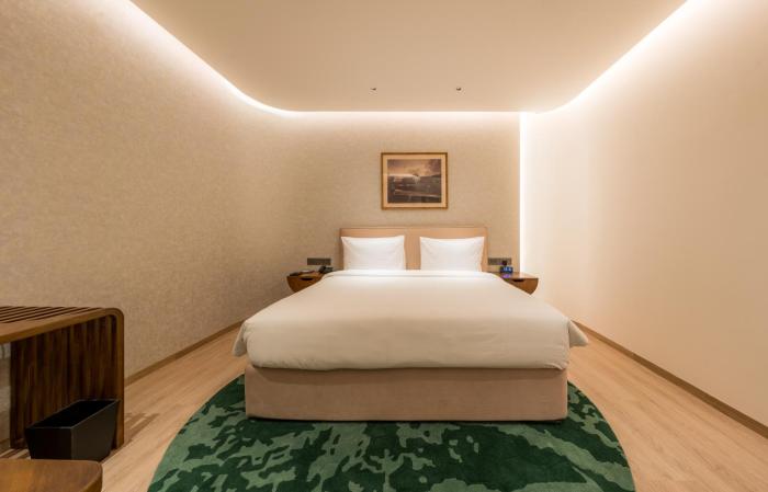 080 transit hotel t2