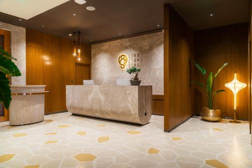 080 transit hotel t2