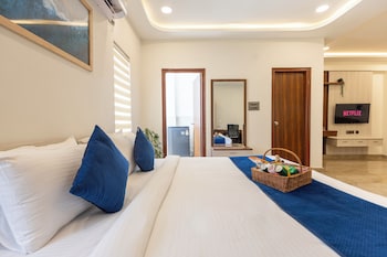 elysium studio suites