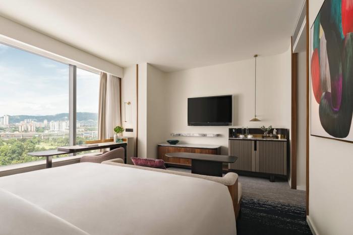 kimpton naluria kuala lumpur by ihg