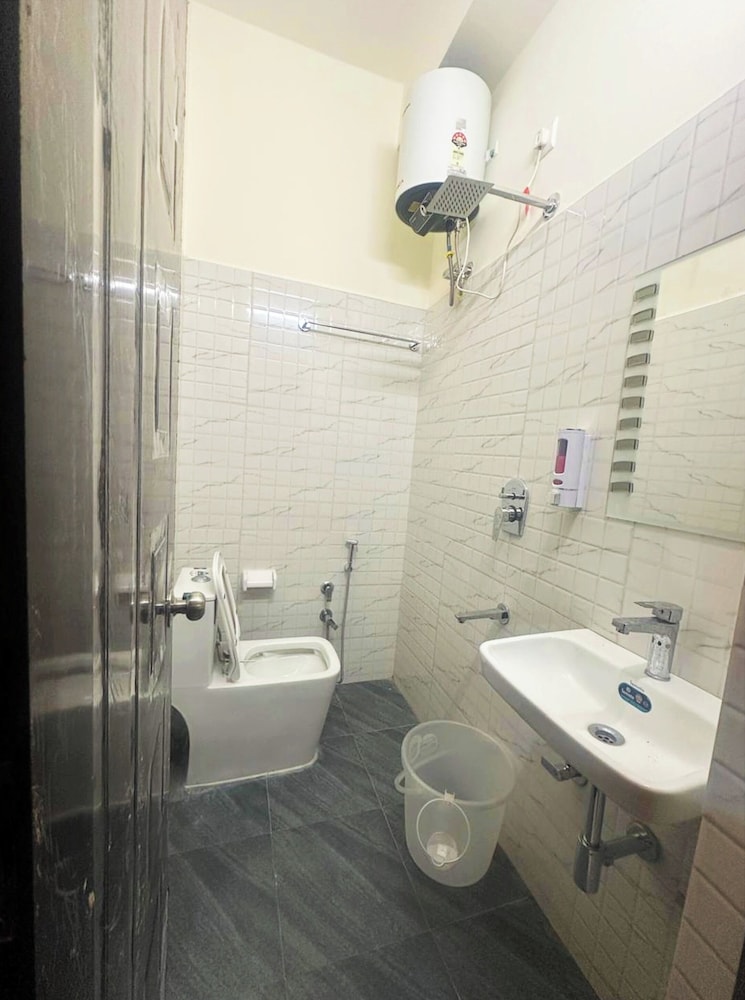 hotel crown plaza jalandhar