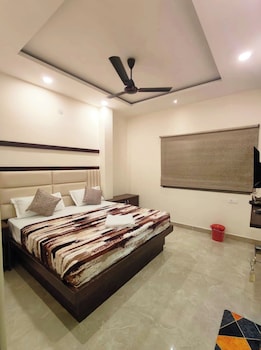 hotel crown plaza jalandhar