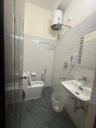 Hotel Crown Plaza Jalandhar,,3 star