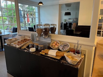 adonis cottage la baule