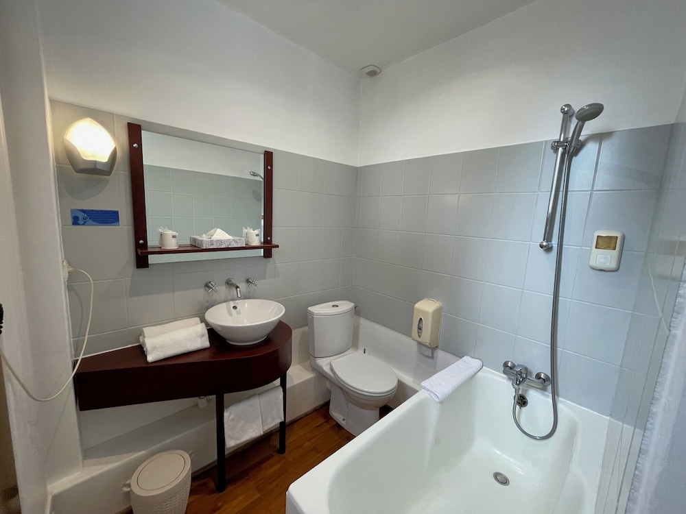 adonis cottage la baule