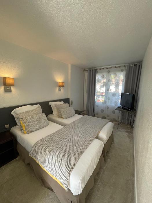 adonis cottage la baule