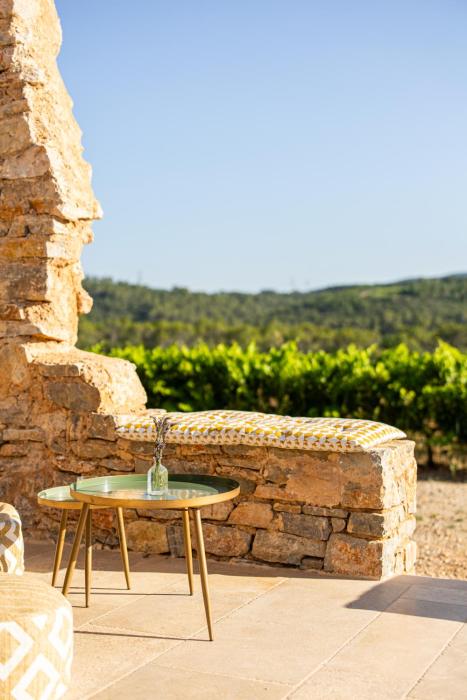 le prieure chateau la martinette