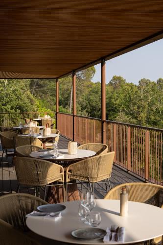 le prieure chateau la martinette