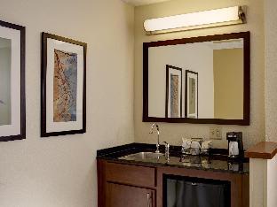 hyatt place atlanta alpharetta north point mall