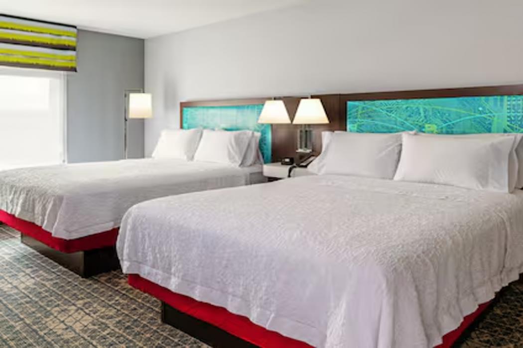 hampton inn and suites cheyenne wy