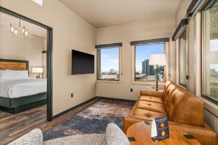 force on 5th avenue hotel