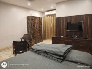hotel neelam inn