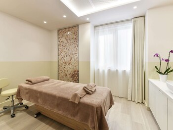 Pullman Montpellier Centre,Montferrier-Sur-Lez>>Lunel,4 star