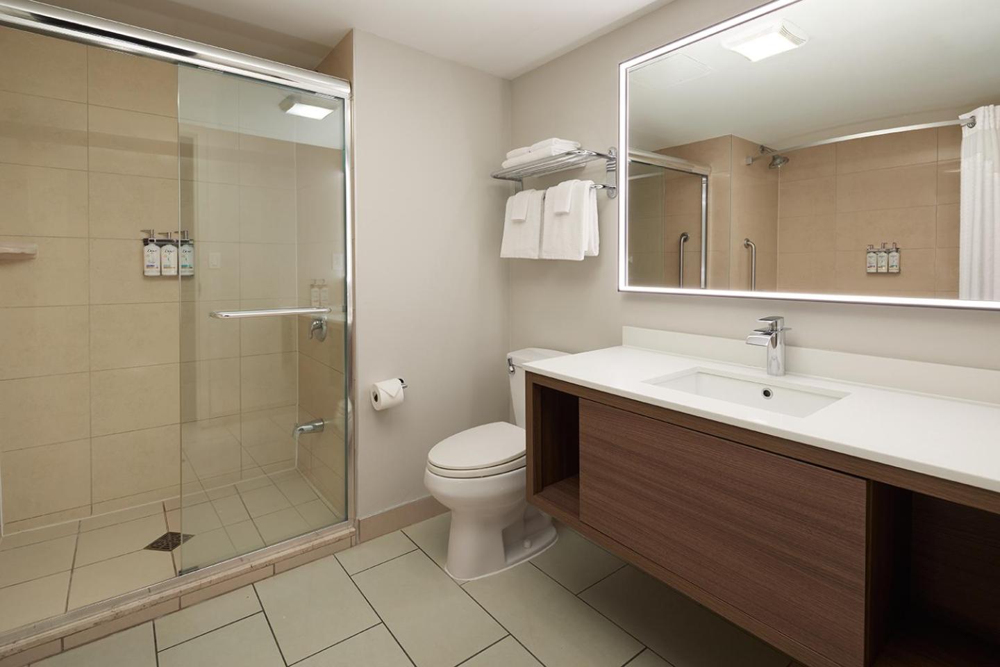 holiday inn hotel and suites montreal airport by ihg
