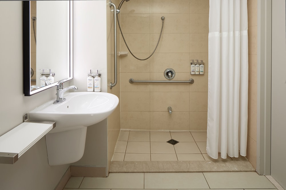 holiday inn hotel and suites montreal airport by ihg