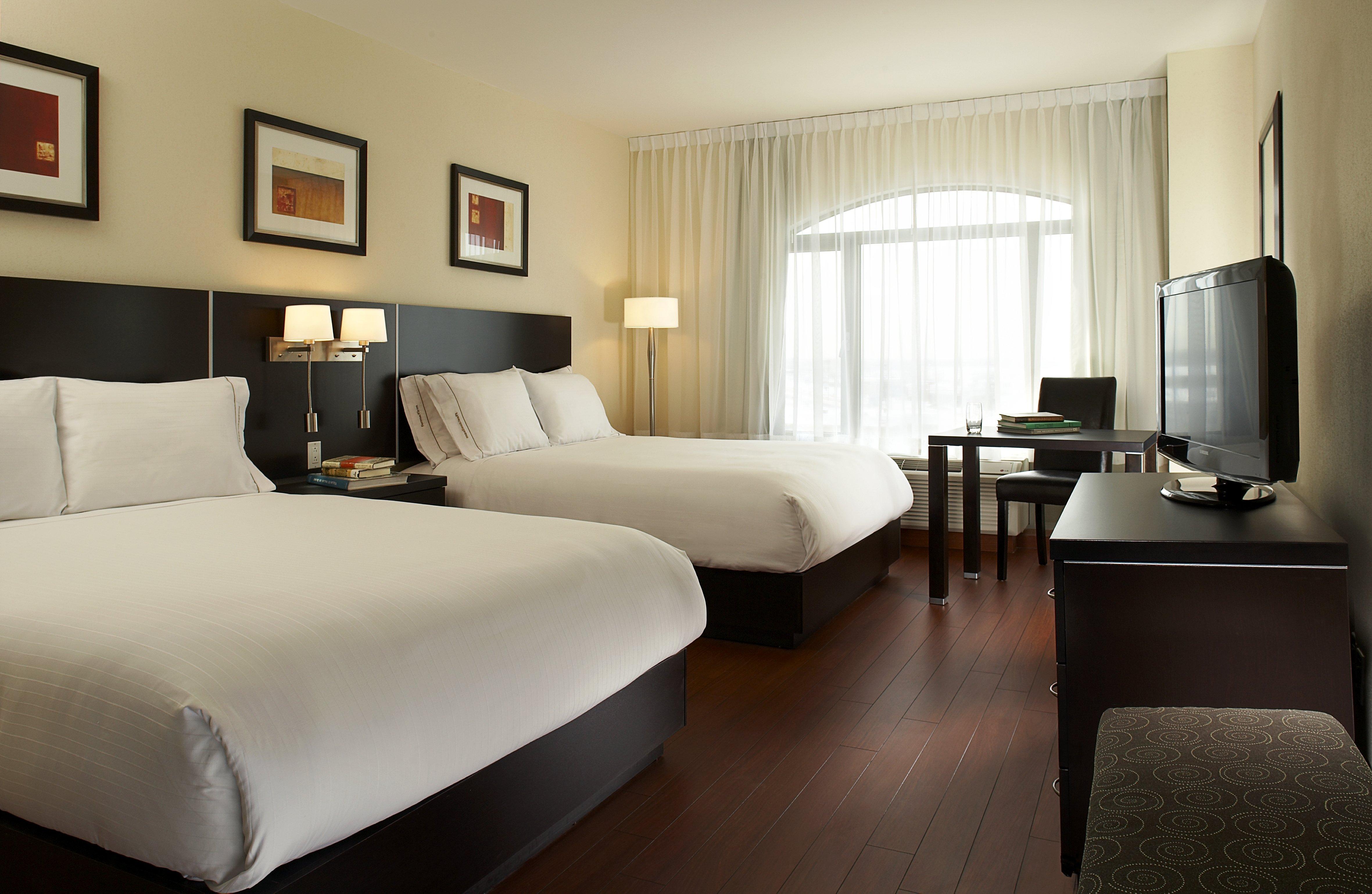 holiday inn hotel and suites montreal airport by ihg
