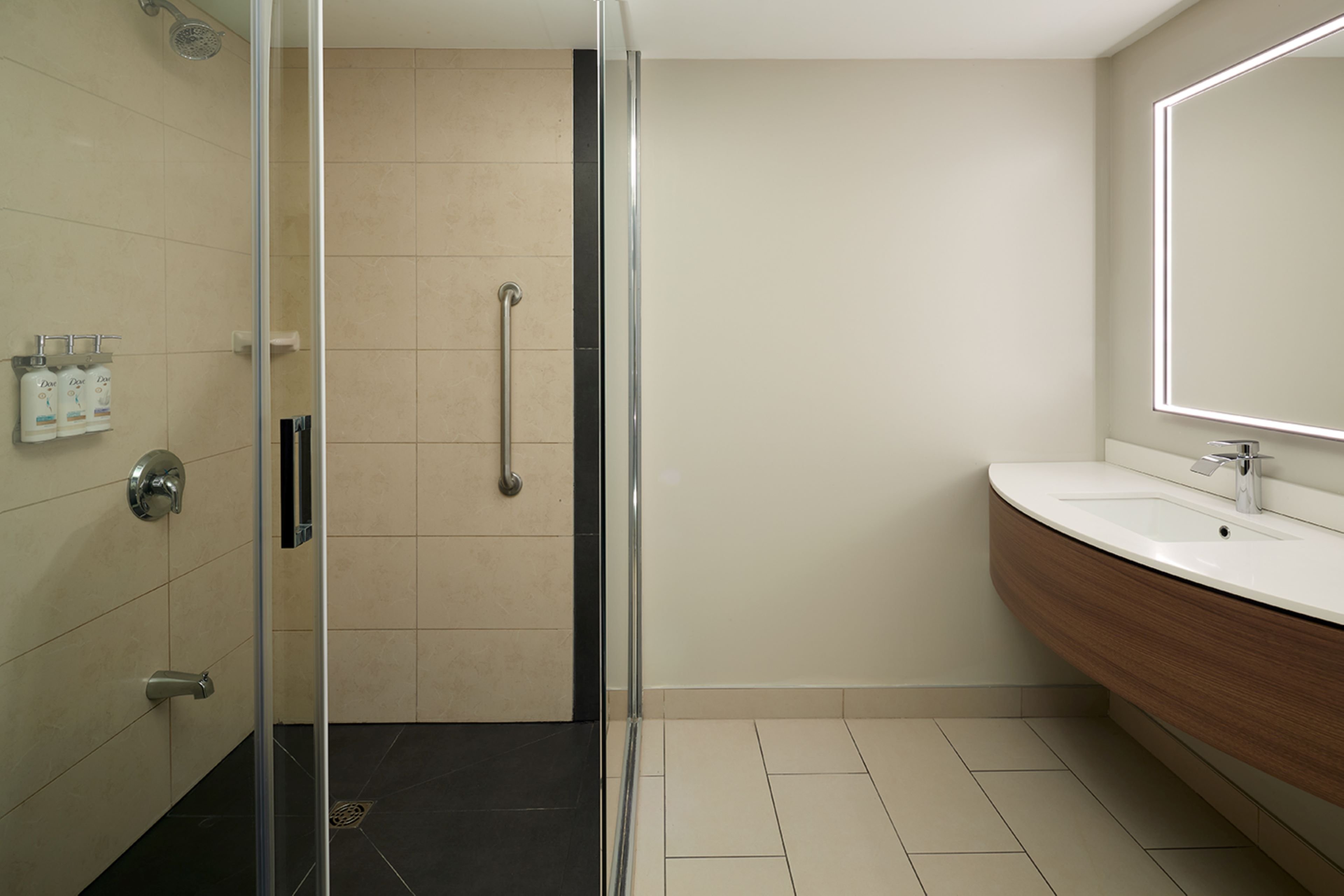holiday inn hotel and suites montreal airport by ihg