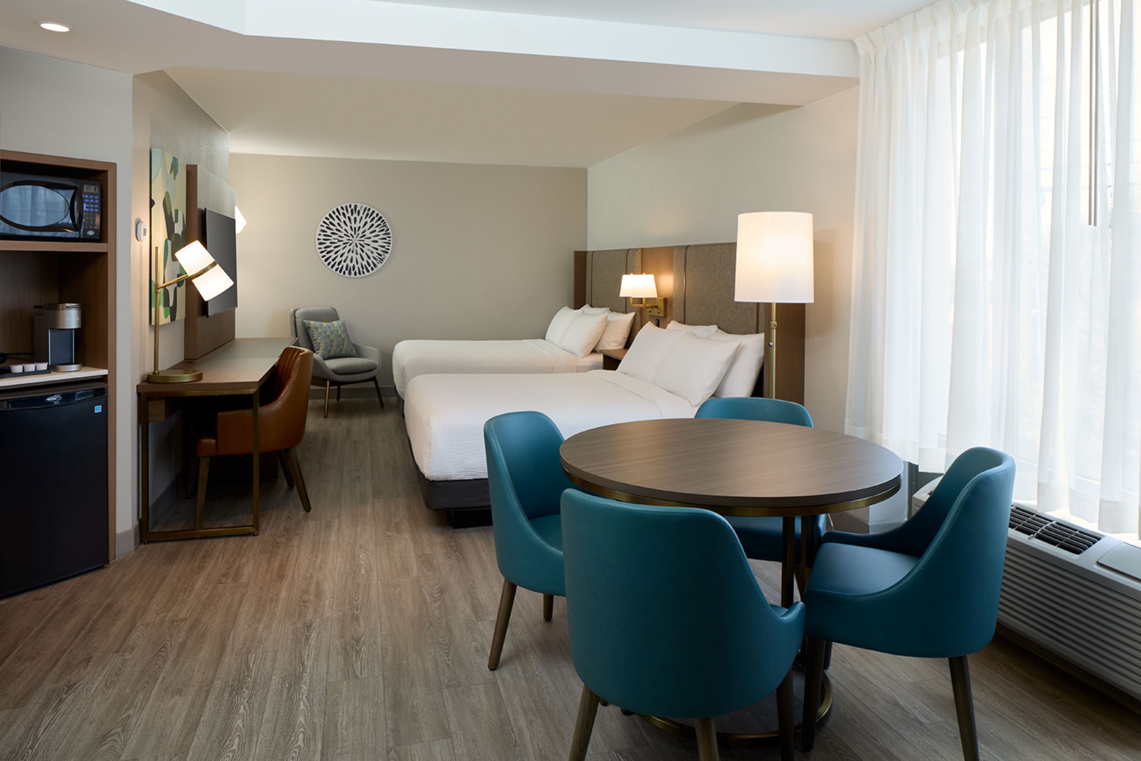 holiday inn hotel and suites montreal airport by ihg