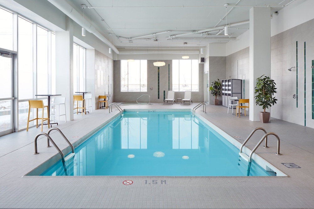 holiday inn hotel and suites montreal airport by ihg