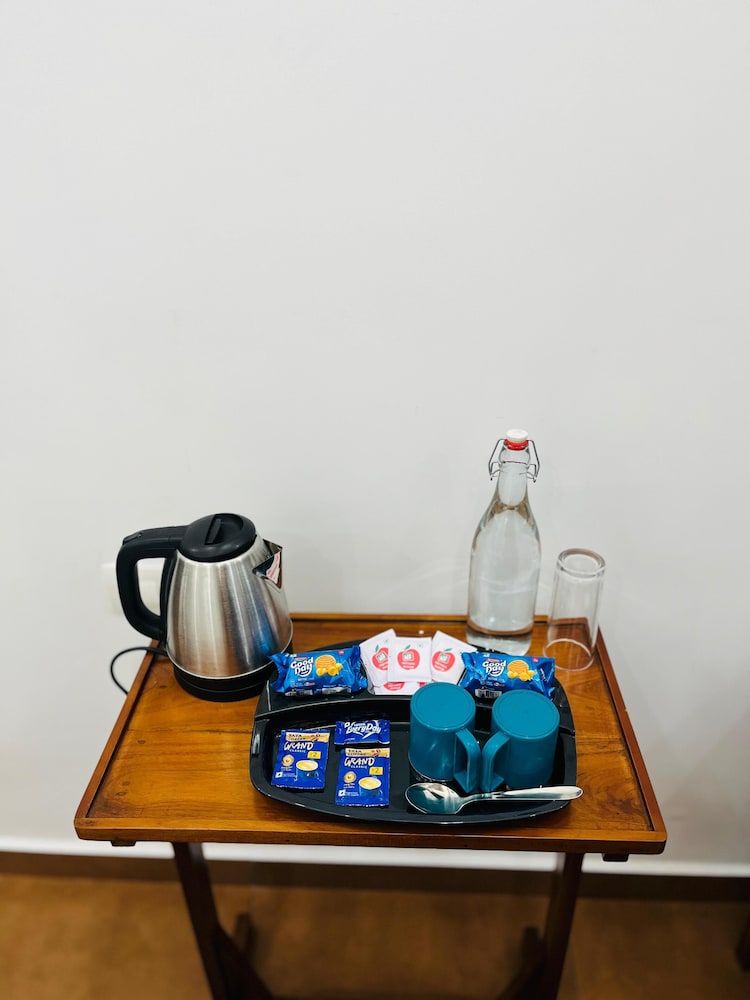 enroute delight residency