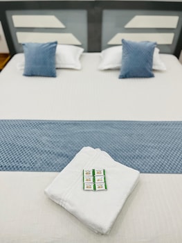 enroute delight residency