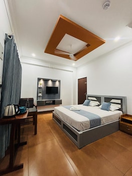 enroute delight residency