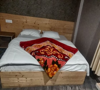 Hotel River View,,2 star