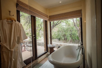 aloof the jungle lodge ghanerao