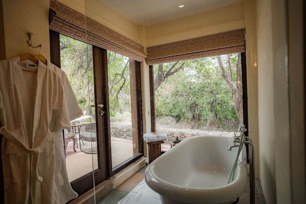 aloof the jungle lodge ghanerao