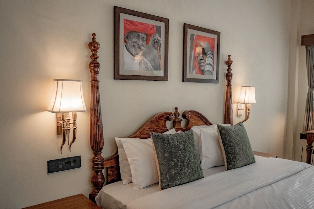 aloof the jungle lodge ghanerao