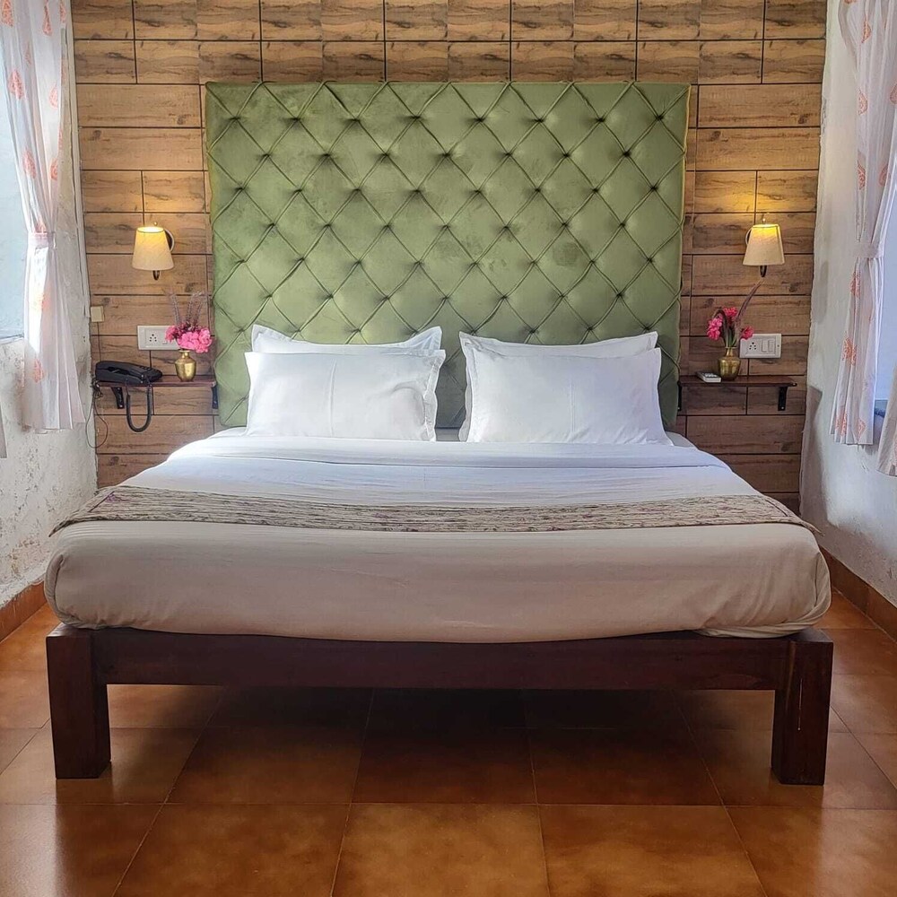 aloof the jungle lodge ghanerao