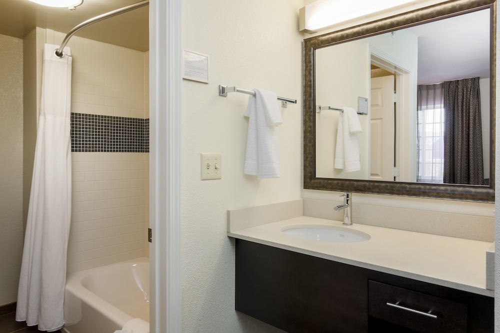 staybridge suites philadelphia mt laurel by ihg