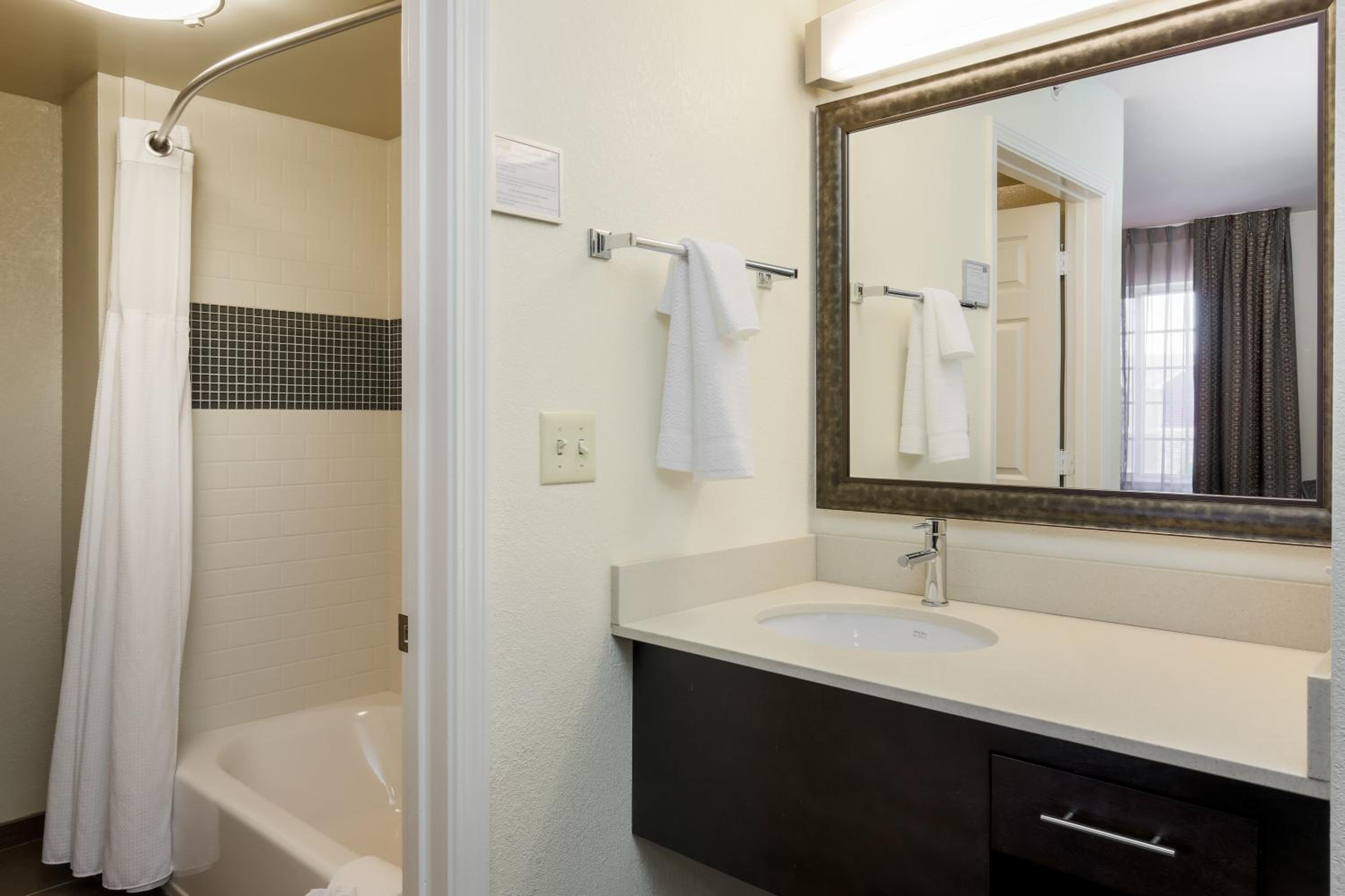 staybridge suites philadelphia mt laurel by ihg