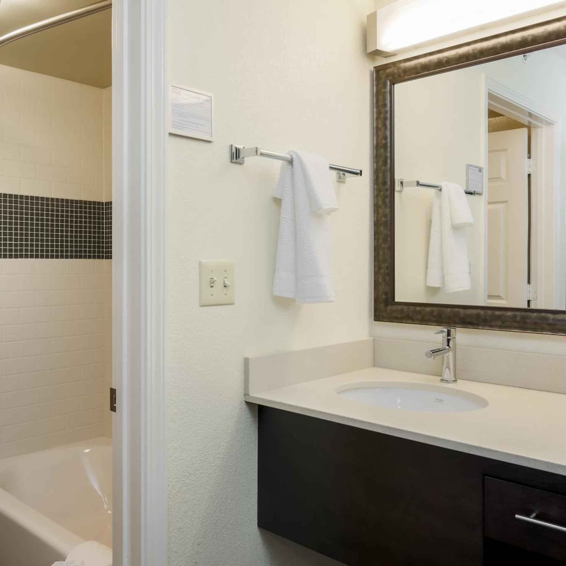 staybridge suites philadelphia mt laurel by ihg