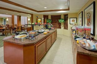 staybridge suites philadelphia mt laurel by ihg